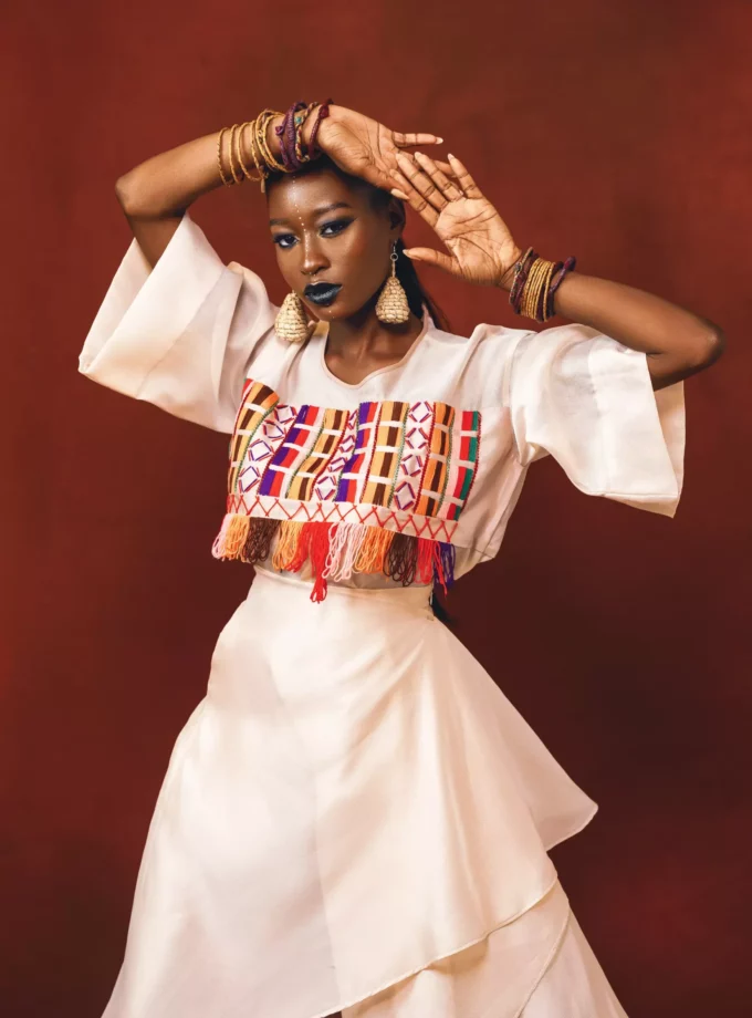 FREE FITTING MIDI SKORT